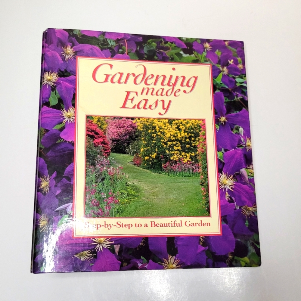 Gardening Made Easy Binder Book with pages and dividers as shown